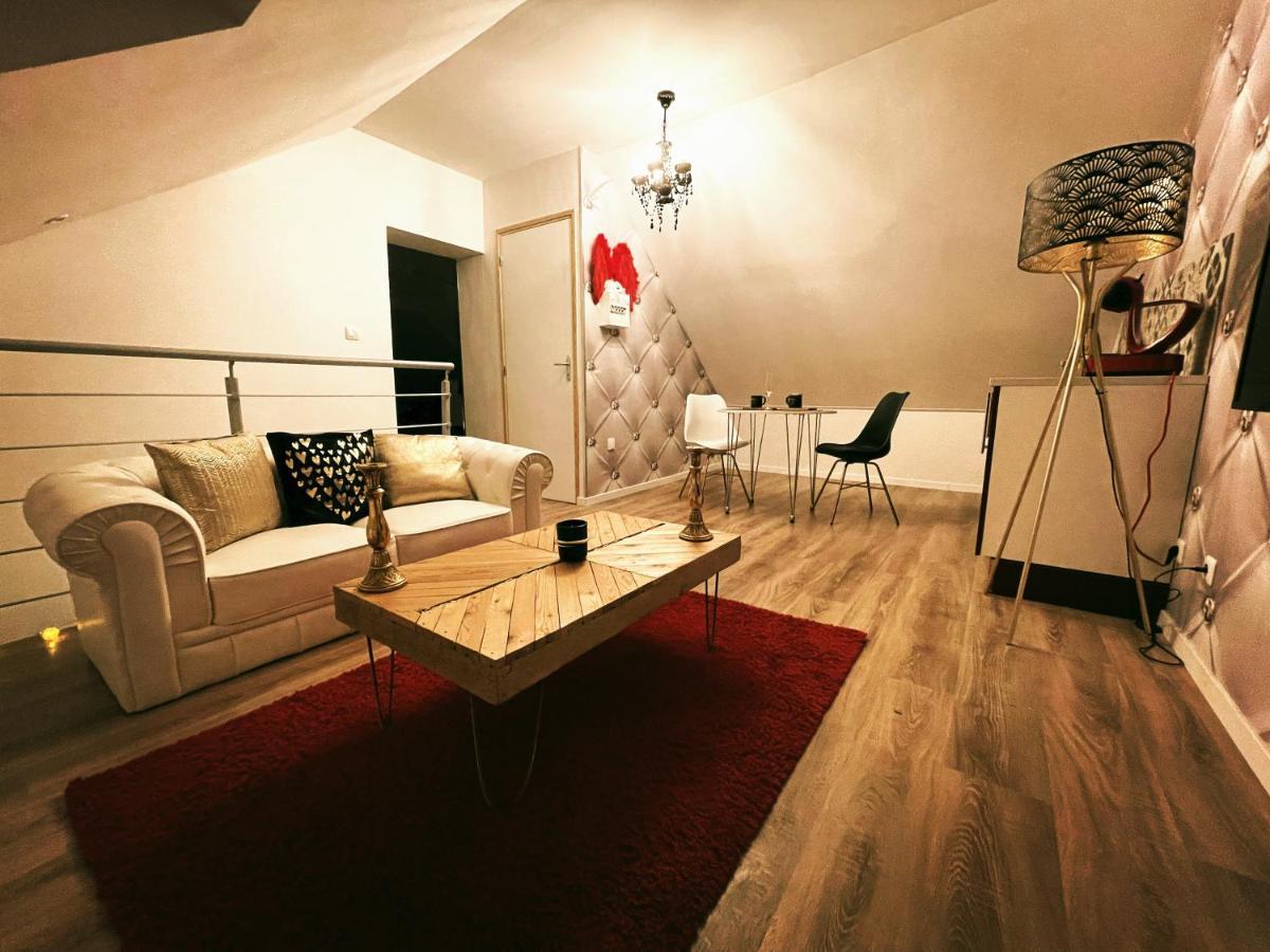 Hotel Redroom Loveroom Privative Insolite Theme 50 Nuances De Grey